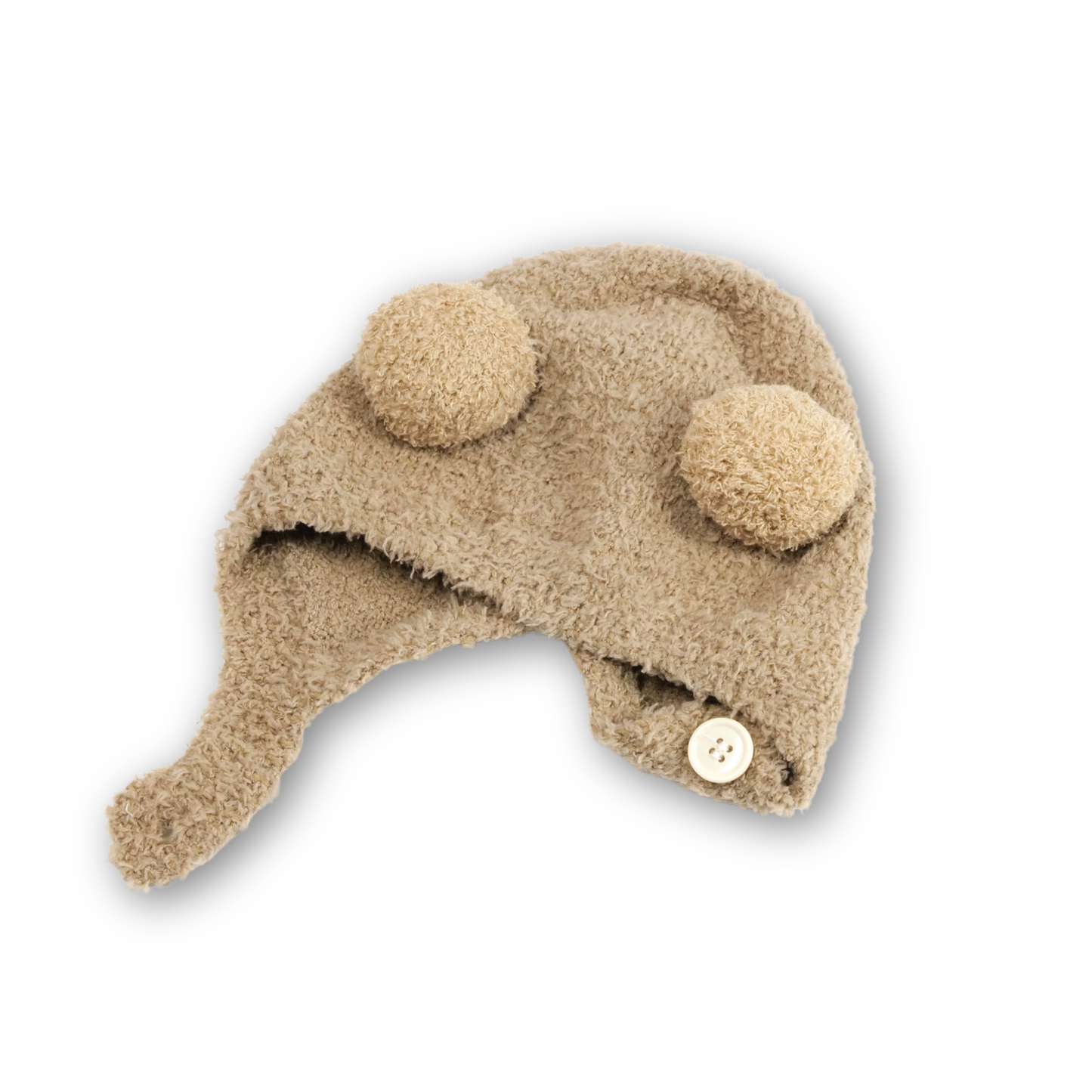 כובע חורף פרוותי עם פונפונים