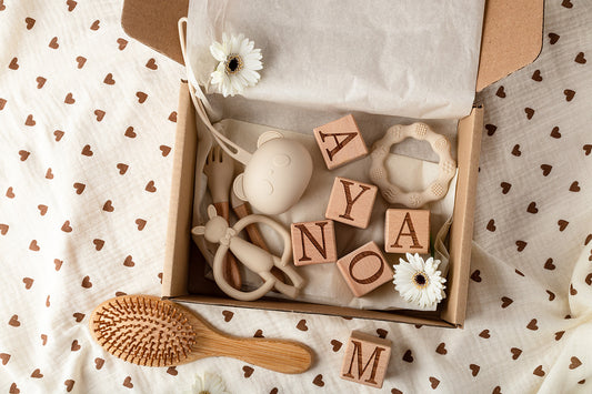 מברשת עץ עם חריטה אישית